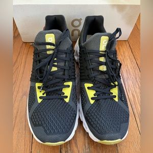 On Cloudswift Men’s Running shoes, Like New, Gray/Yellow, Size 10.5